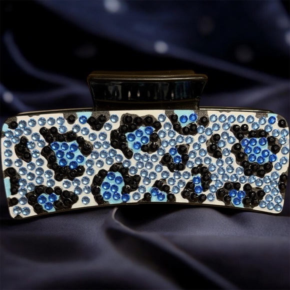 Handmade Accessories - Leopard Hair Claw Clip ✨ Handmade Diamond Art Sparkly Hair Accessory
